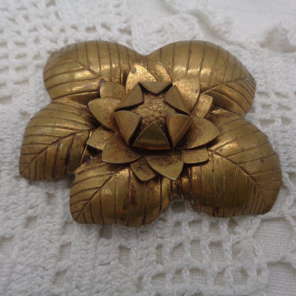 Vintage Brass Metal Flower Brooch